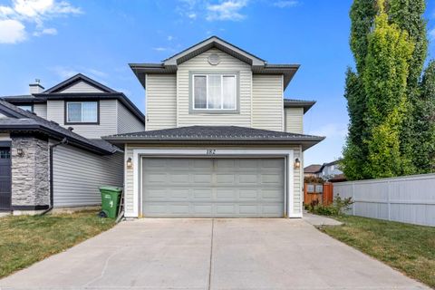 182 Tuscany Ravine Road NW Calgary AB T3L 2T1