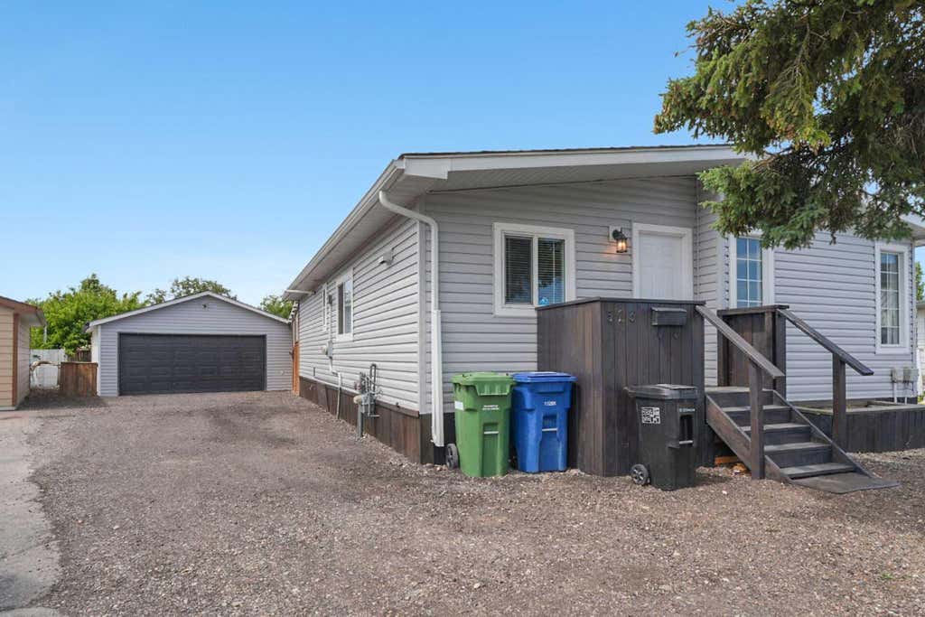 Photo of 513 Spring Haven Court SE, Airdrie, AB T4A 1C5 (MLS # A2324840)