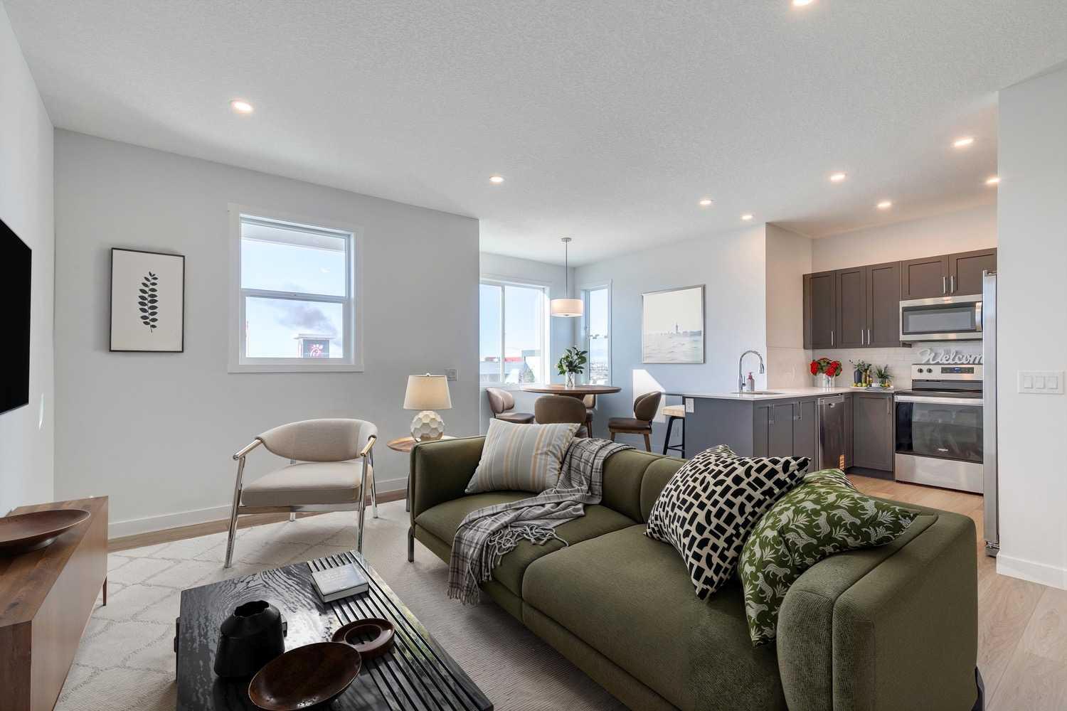 65 Belvedere Point SE 450