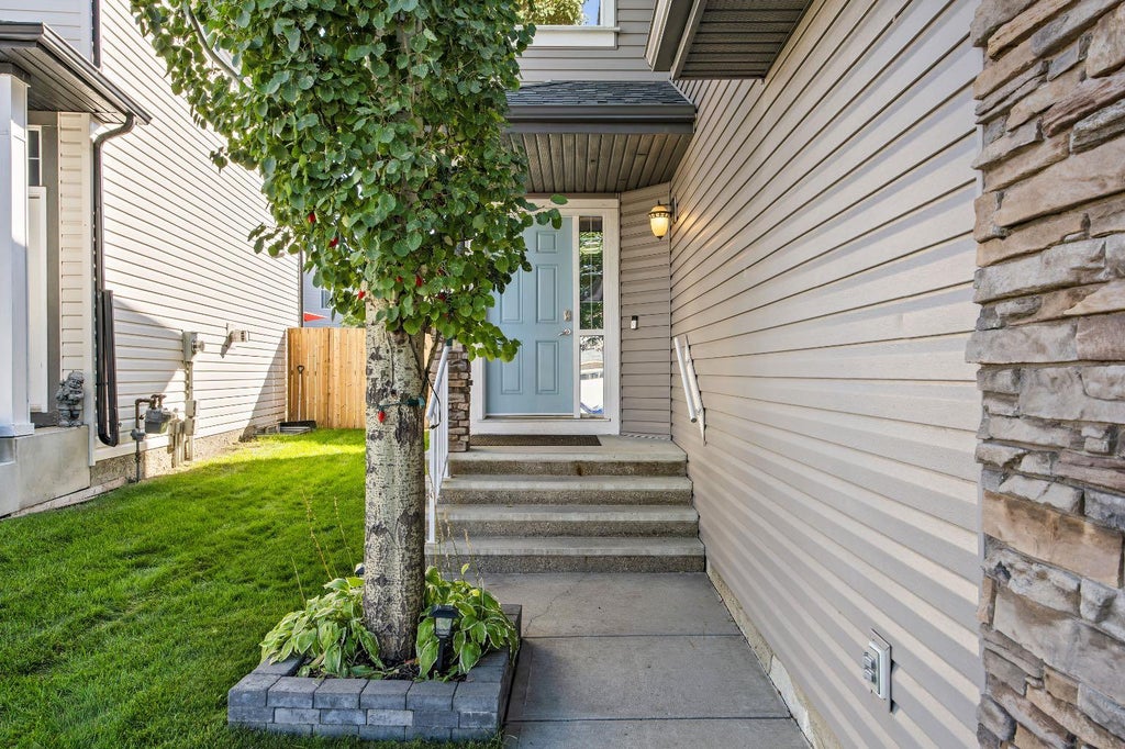 Photo of 624 Cranston Drive SE, Calgary, AB T3M 0B6 (MLS # A2347329)