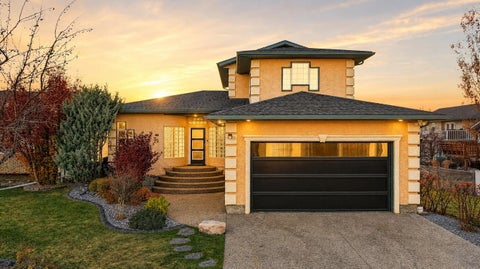 Photo of 72 Darling Crescent, Red Deer, AB T4R 2W3 (MLS # A2354203)