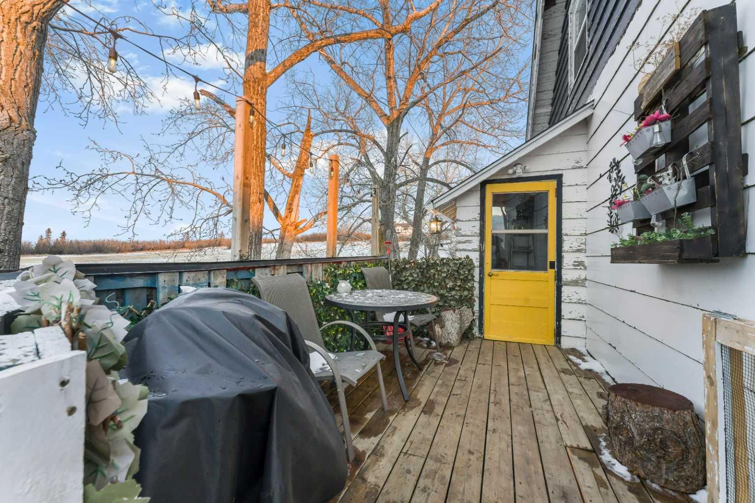 320075 Range Road 240 1-4