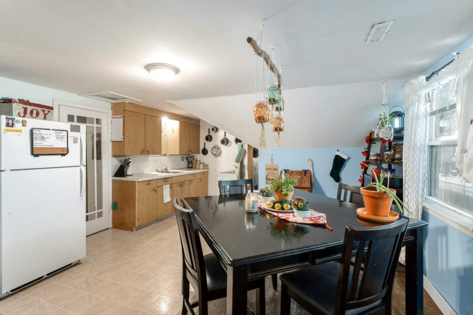 320075 Range Road 240 1-4