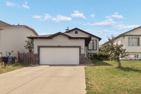 Photo of 84 Aberdeen Road W, Lethbridge, AB T1J 4Z2 (MLS # A2328778)