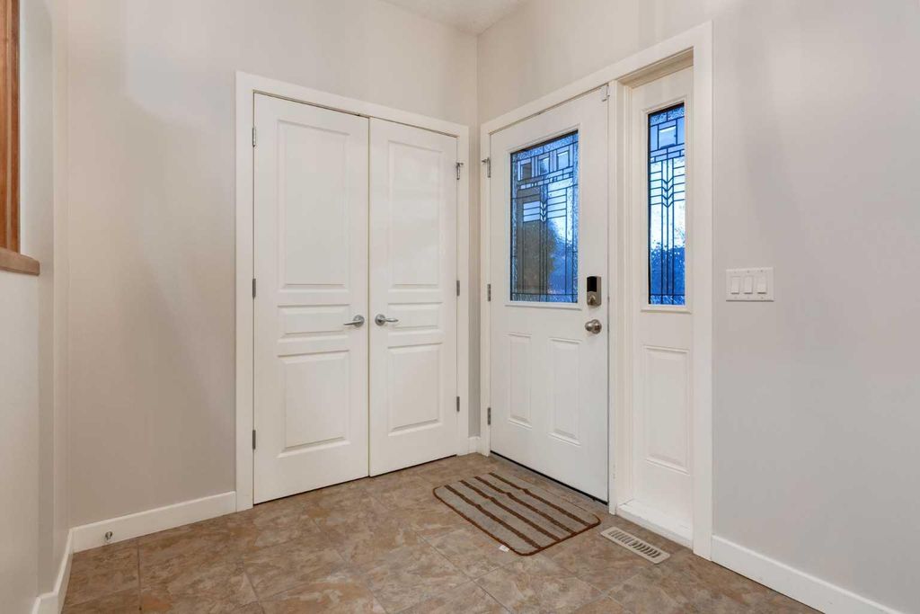 Photo of 1760 LUXSTONE Drive SW, Airdrie, AB T4B 0H4 (MLS # A2282058)