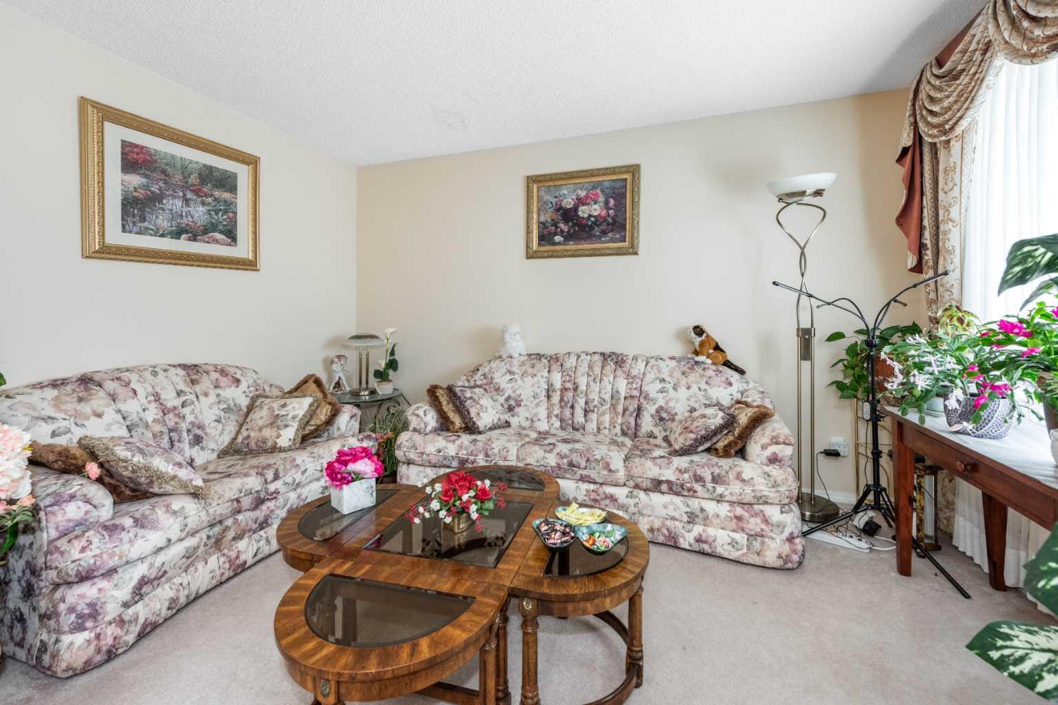 26 Citadel Crest Link NW