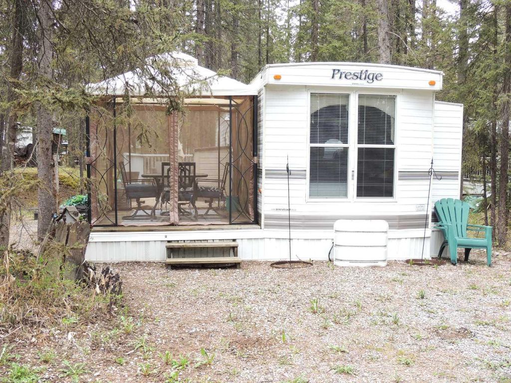 Photo of 7 Timber Drive, Sundre, AB T0M 1X0 (MLS # A2312274)