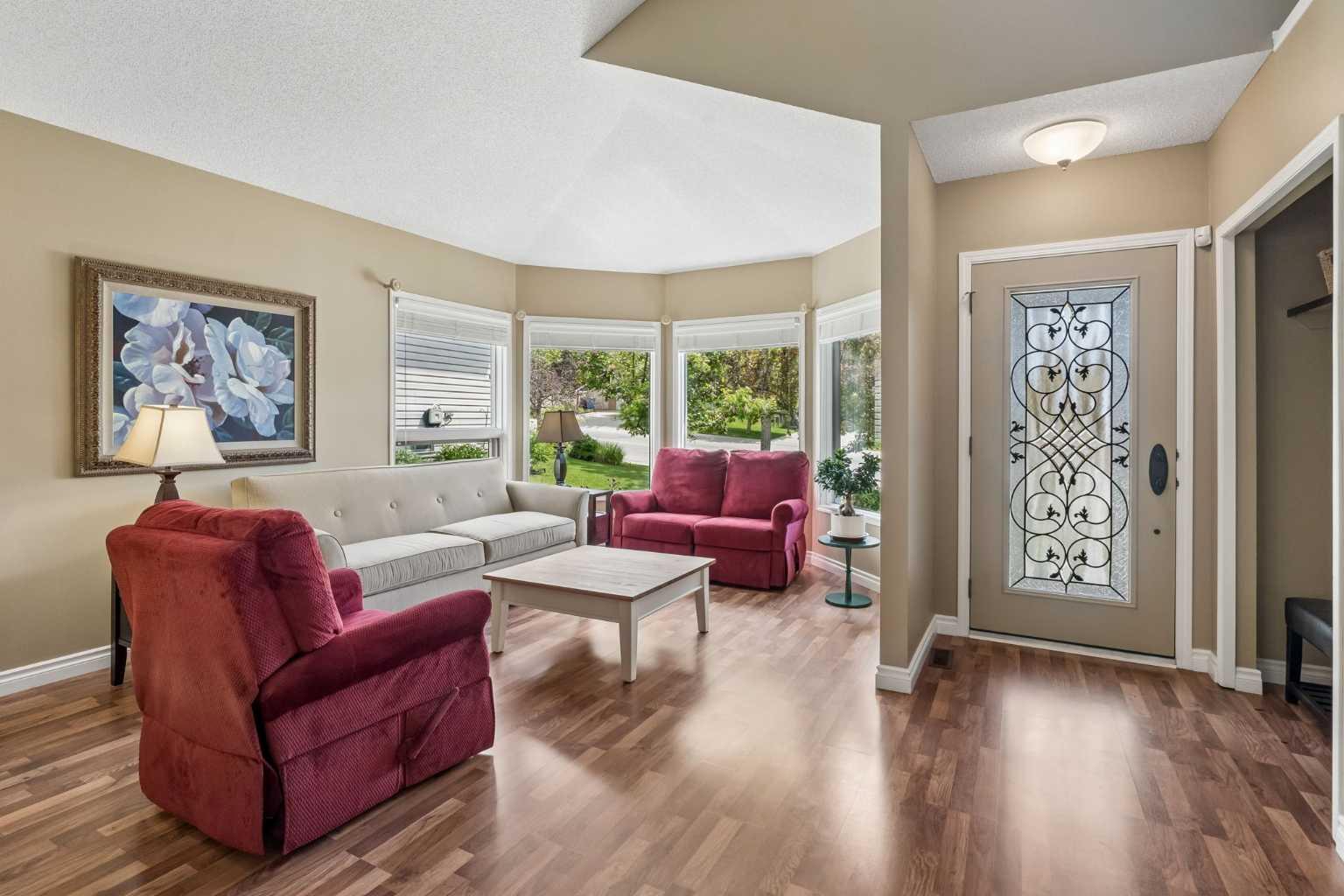 67 Hawkwood Drive NW