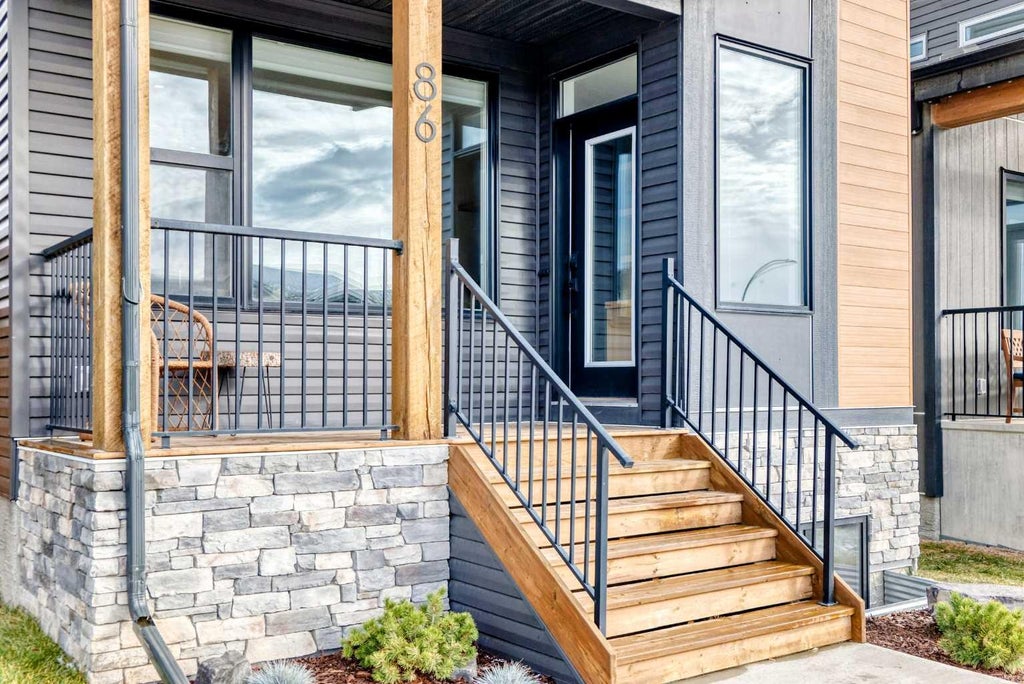 Photo of 86 Haskayne Drive NW, Calgary, AB T3L 0H1 (MLS # A2354908)