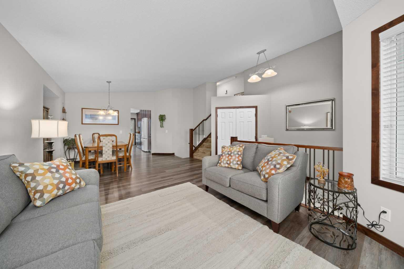 96 Millrise Close SW