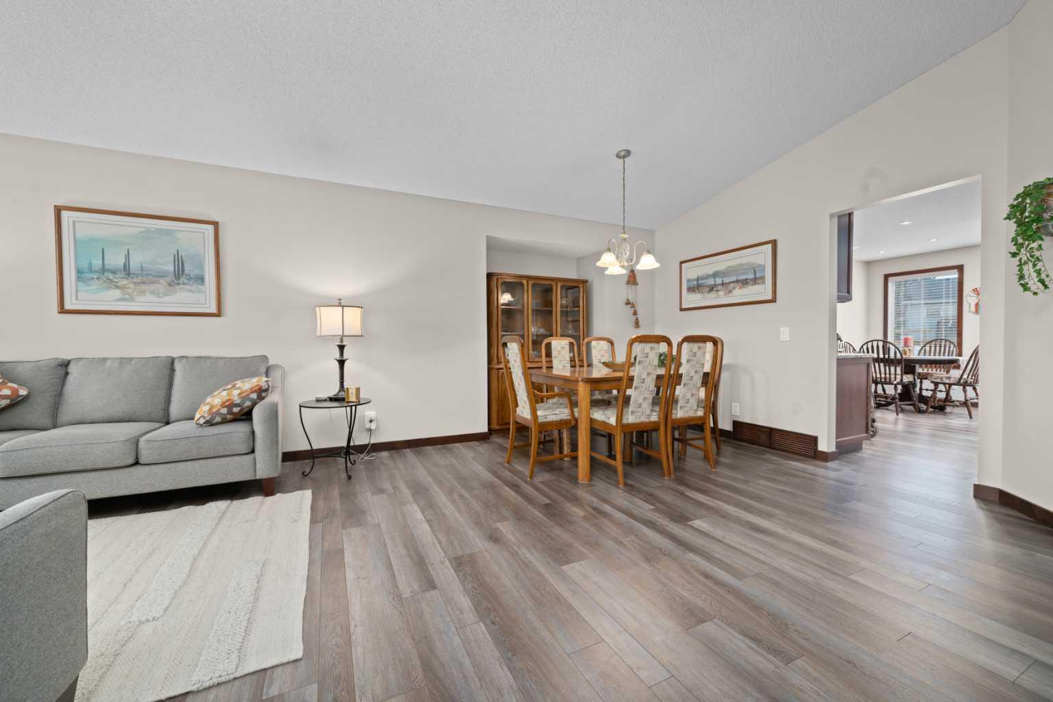 96 Millrise Close SW
