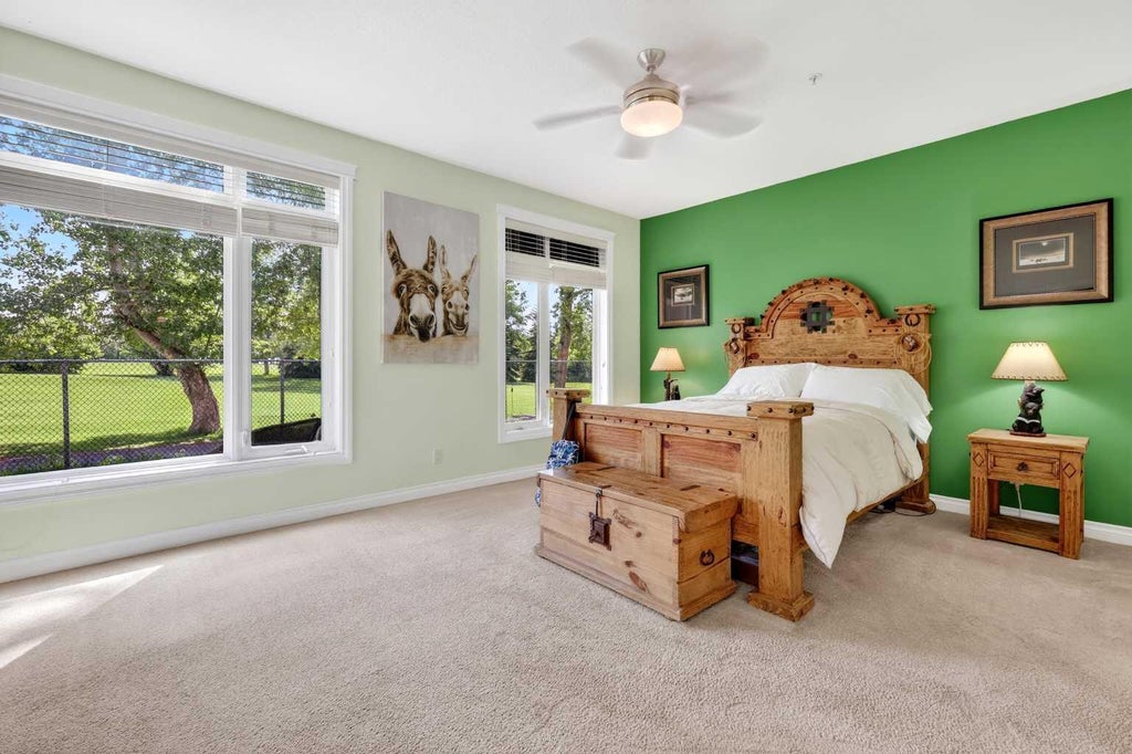 Photo of 24 Hemlock Crescent SW #1104, Calgary, AB T3C 2Z1 (MLS # A2316305)