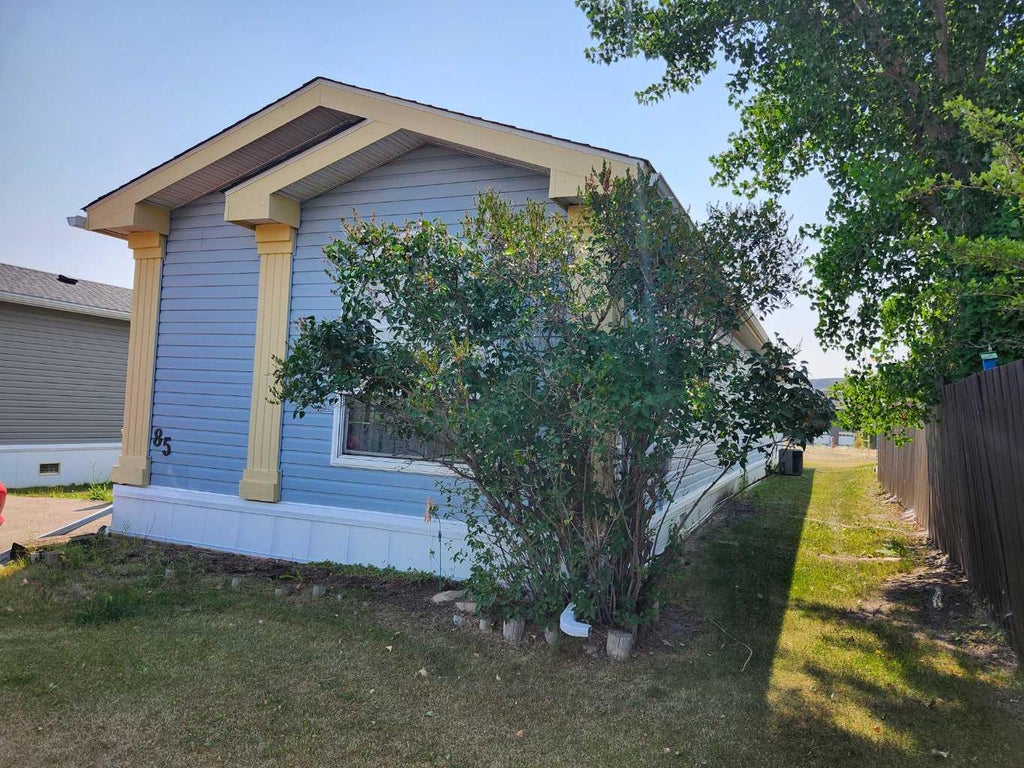 Photo of 85 Greenwood Villa, Drumheller, AB T0J 0Y2 (MLS # A2333897)
