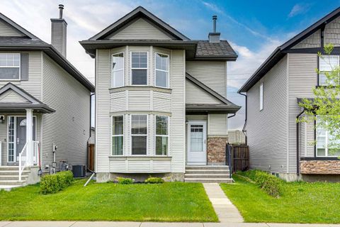 Photo of 146 Cranberry Close SE, Calgary, AB T3M 0B5 (MLS # A2311107)