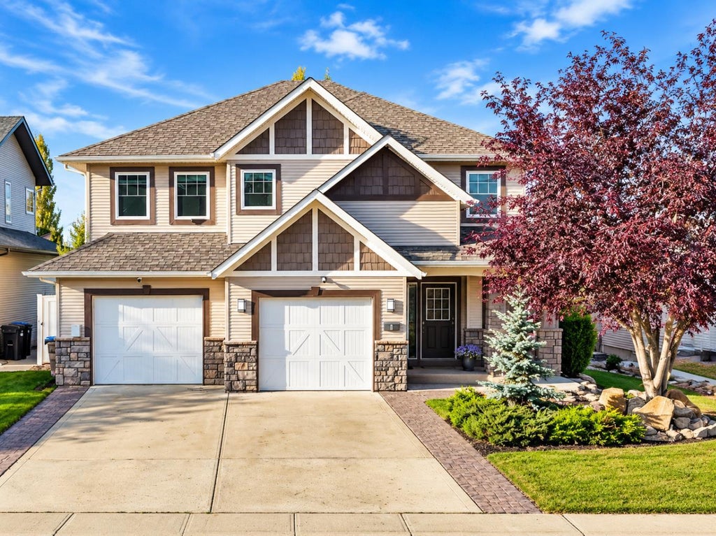 Photo of 1 Ralston Place, Sylvan Lake, AB T4S 0C1 (MLS # A2352795)