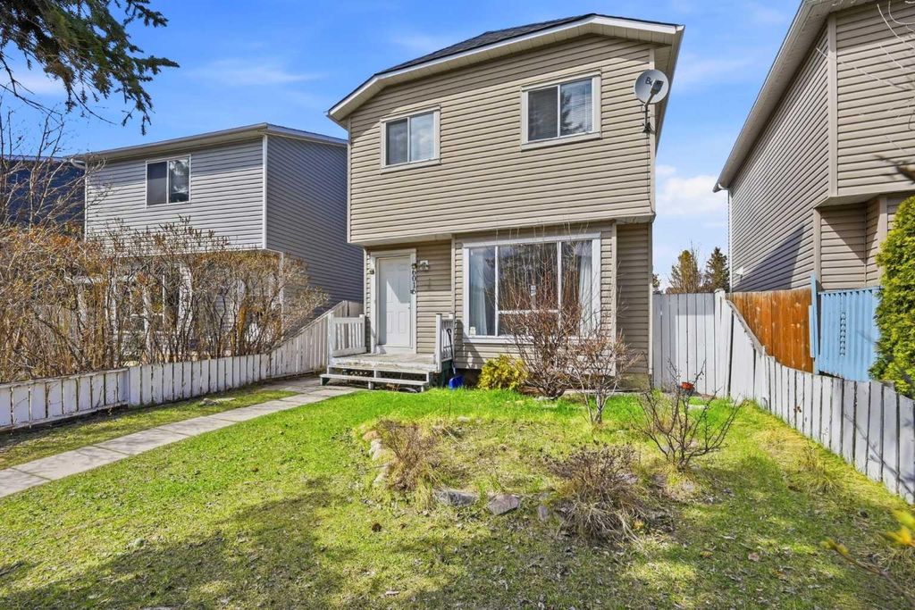 Photo of 6016 Martingrove Road NE, Calgary, AB T3J 2M8 (MLS # A2307919)