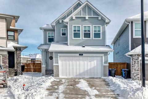 29 Cranbrook Mount SE Calgary AB T3M 3N5