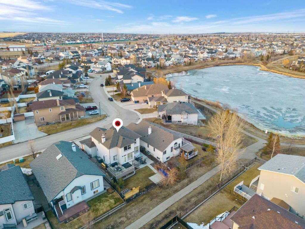 Photo of 116 West Creek Glen, Chestermere, AB T1X 1P8 (MLS # A2303338)