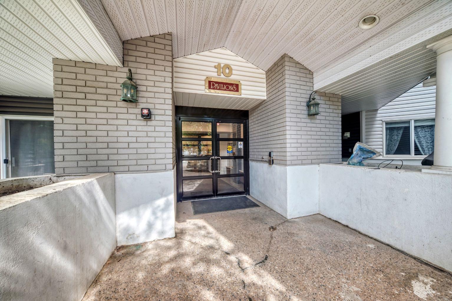 10 Sierra Morena Mews SW 114