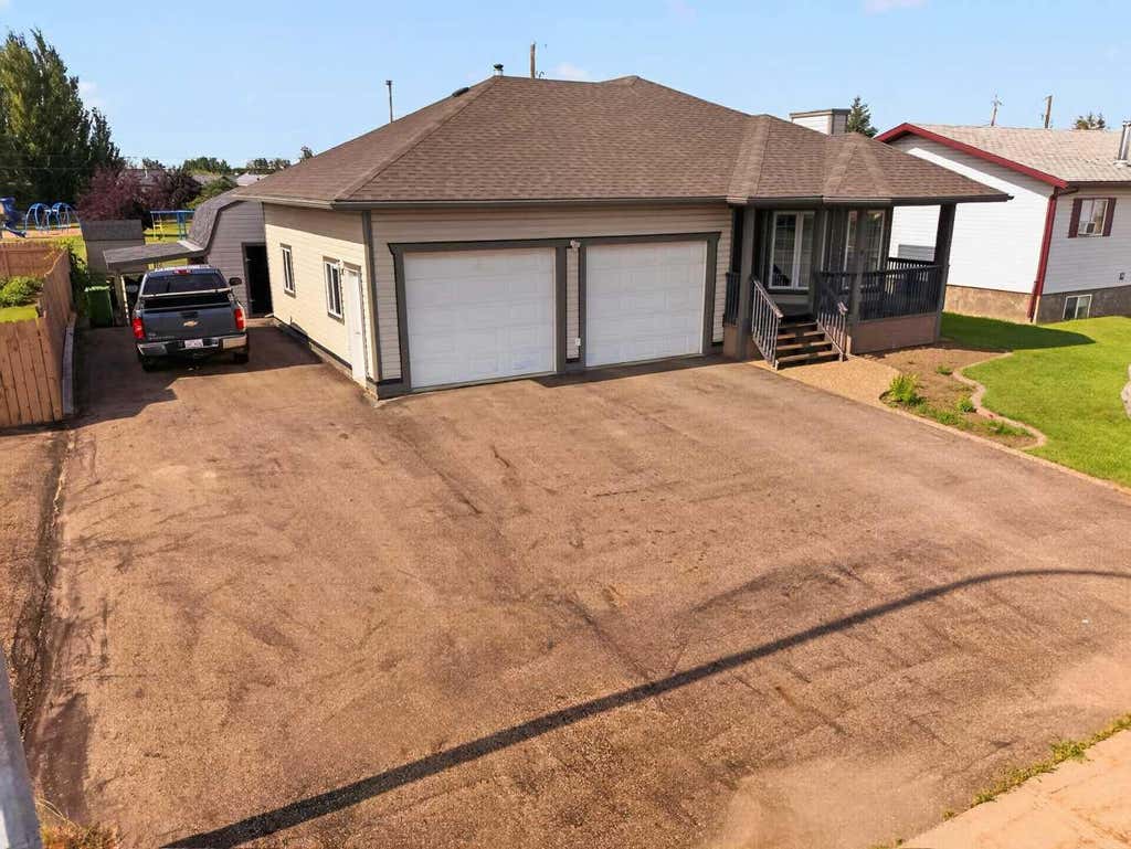 Photo of 9814 108 Street, La Crete, AB T0H 2H0 (MLS # A2337642)