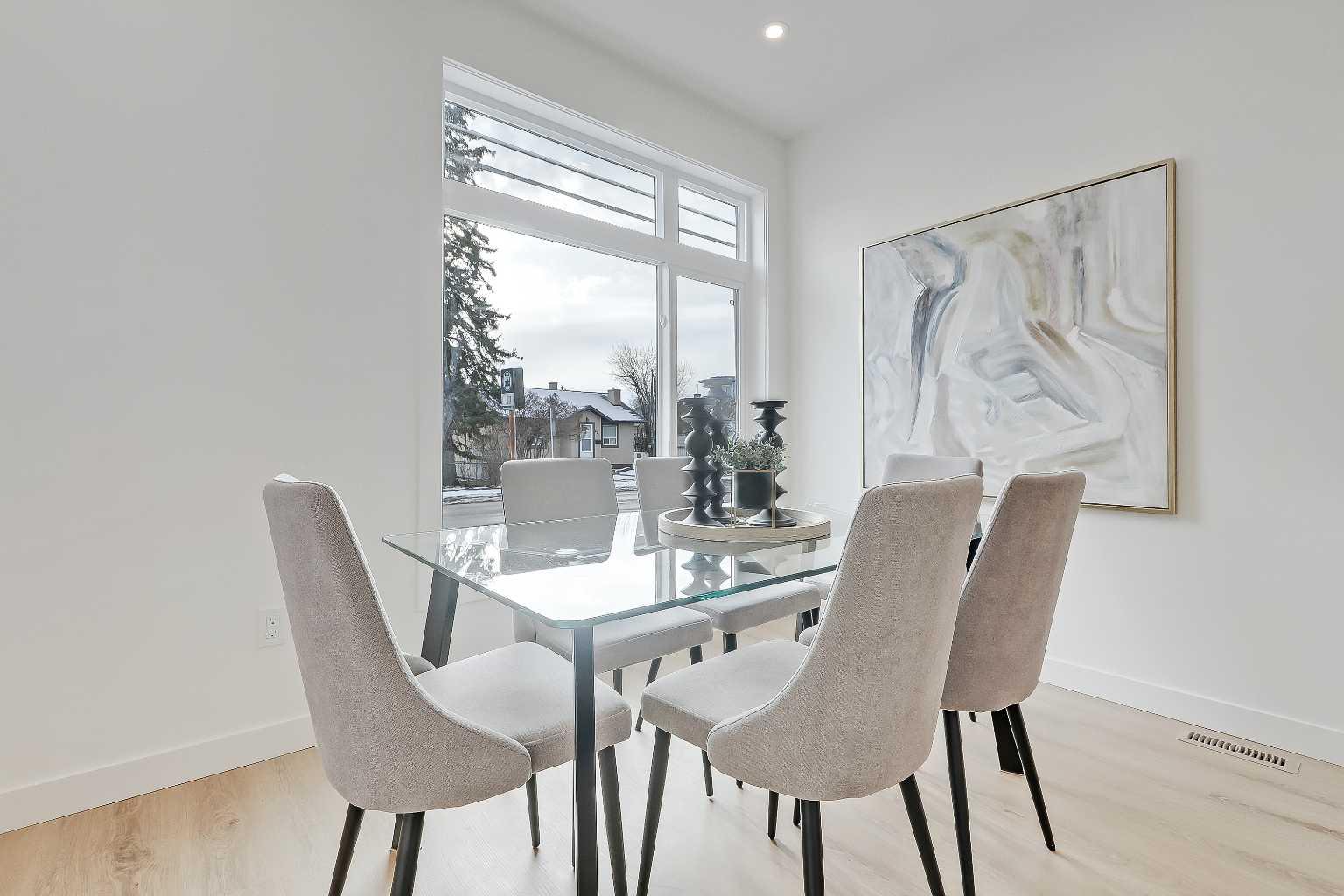 828 8 Avenue NE 2 & 7