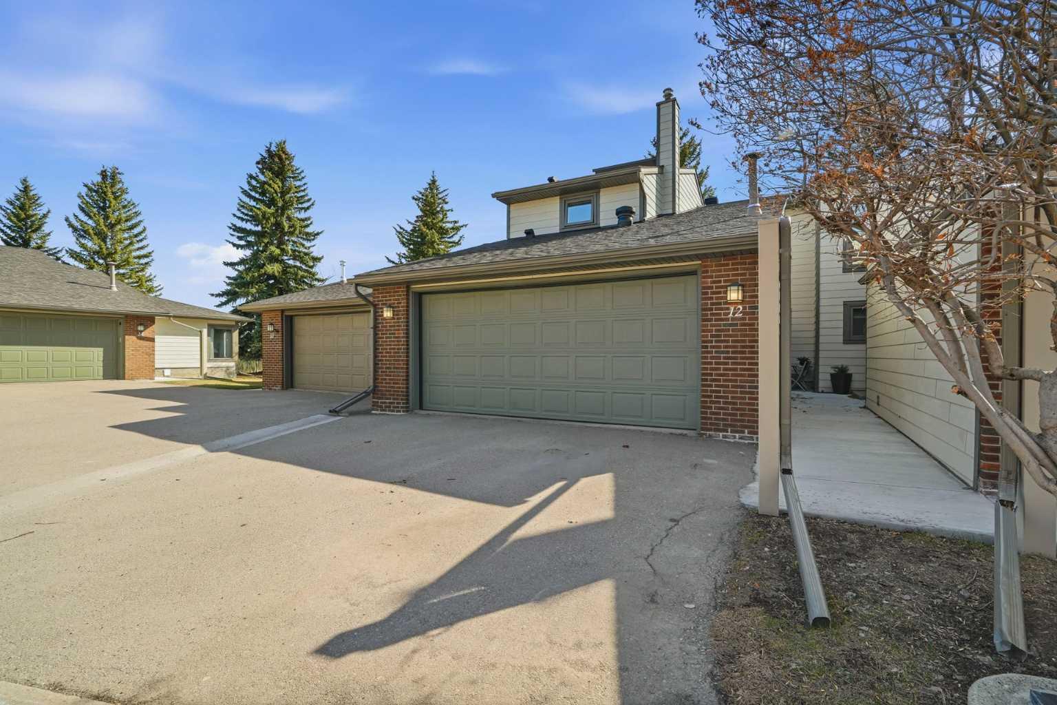 185 Woodridge Drive SW 12