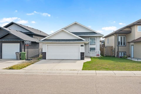 Photo of 4129 34 Street, Lloydminster, SK S9V 2H5 (MLS # A2340489)