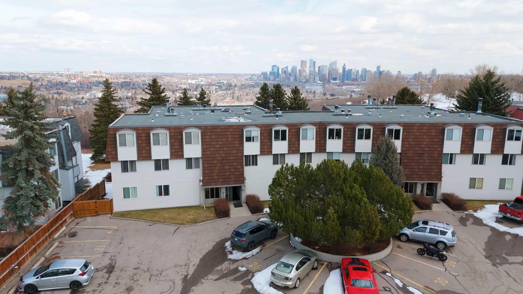 512 Cedar Crescent SW 201