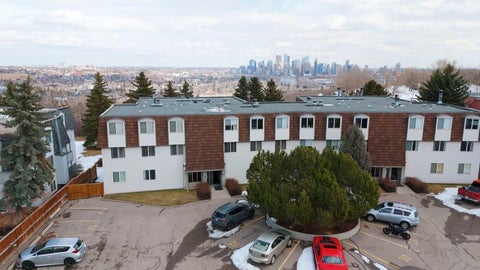 Photo of 512 Cedar Crescent SW #201, Calgary, AB T3C 2Y8 (MLS # A2304899)