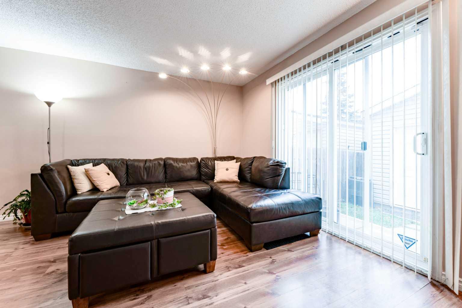 6640 Temple Drive NE