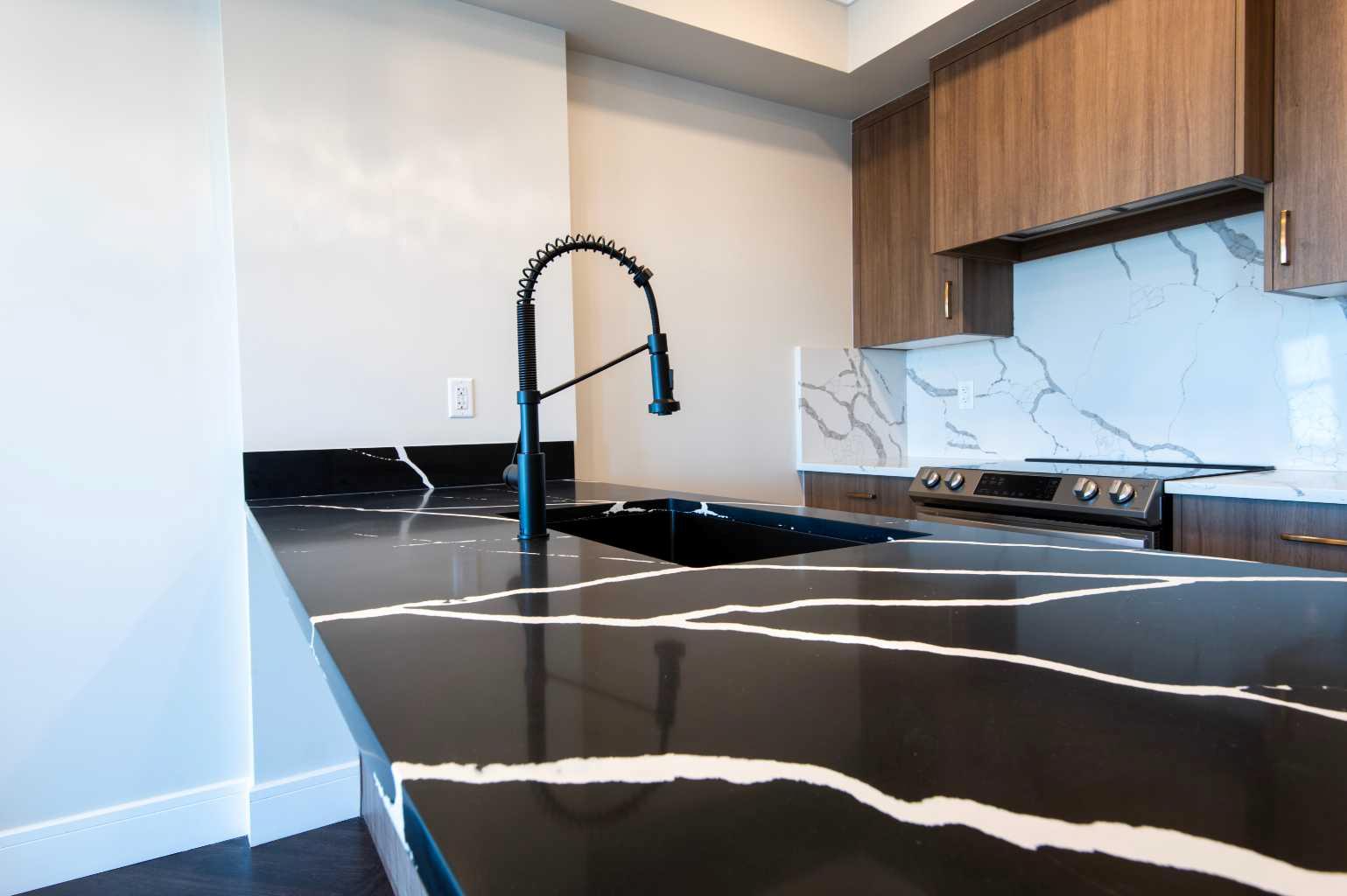 370 Dieppe Drive SW 414