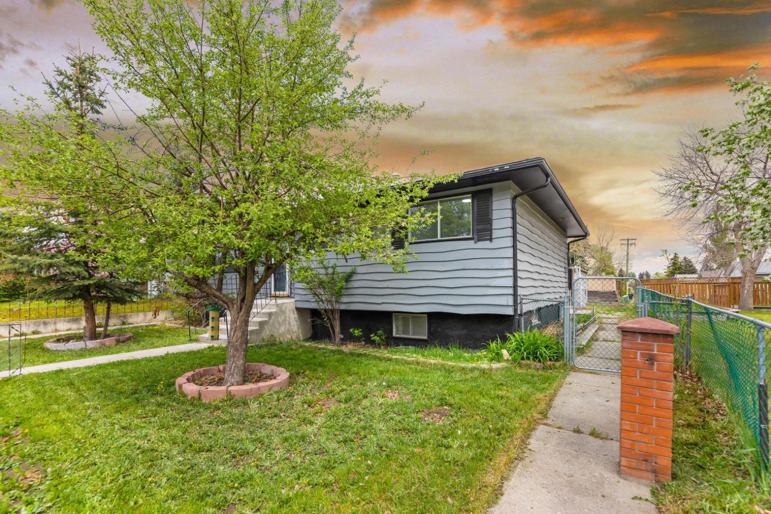 3008 56 Street NE