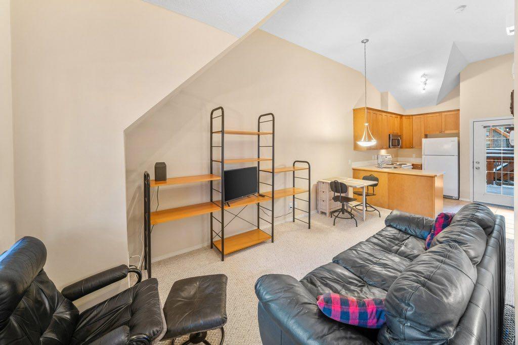 343 Marten Street 304