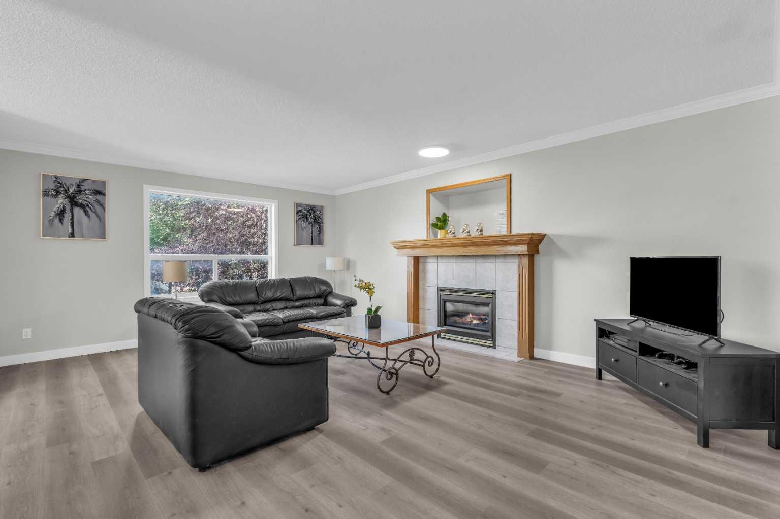18562 Chaparral Manor SE