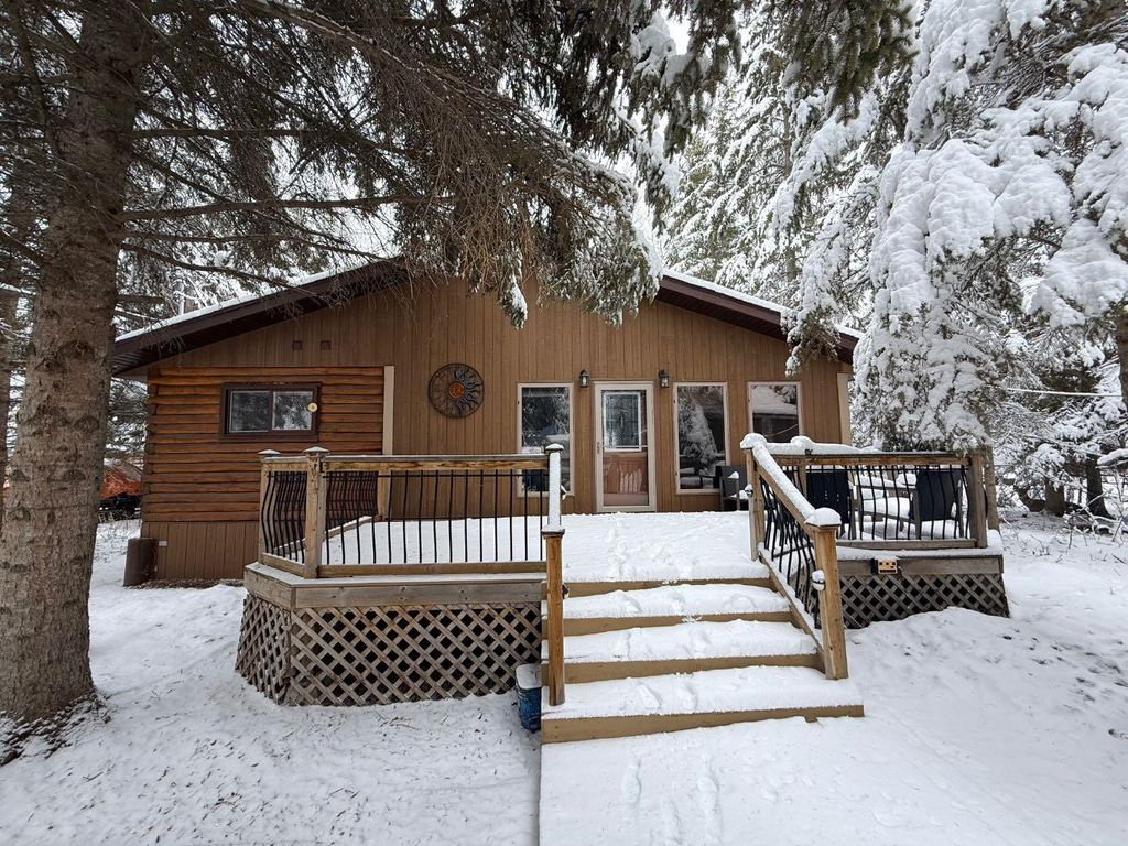 Photo of 1313 Kewatin, Turtle Lake, SK S0M 1J0 (MLS # A2305638)