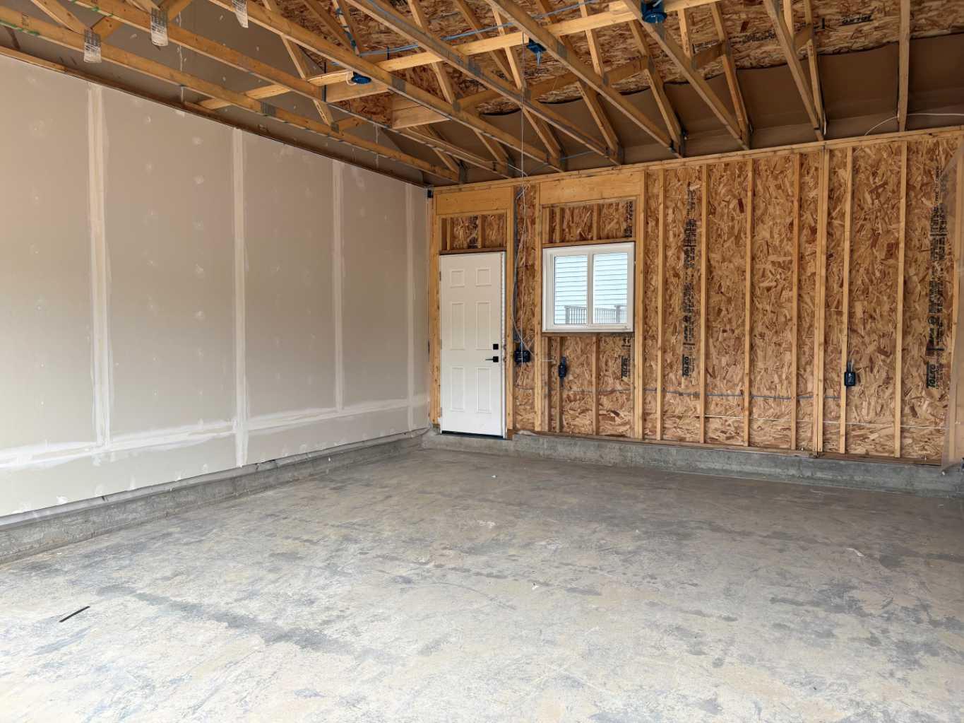 754 Wolf Willow Boulevard SE