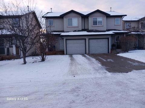 72 Arthur Close Red Deer AB T4R 3M5
