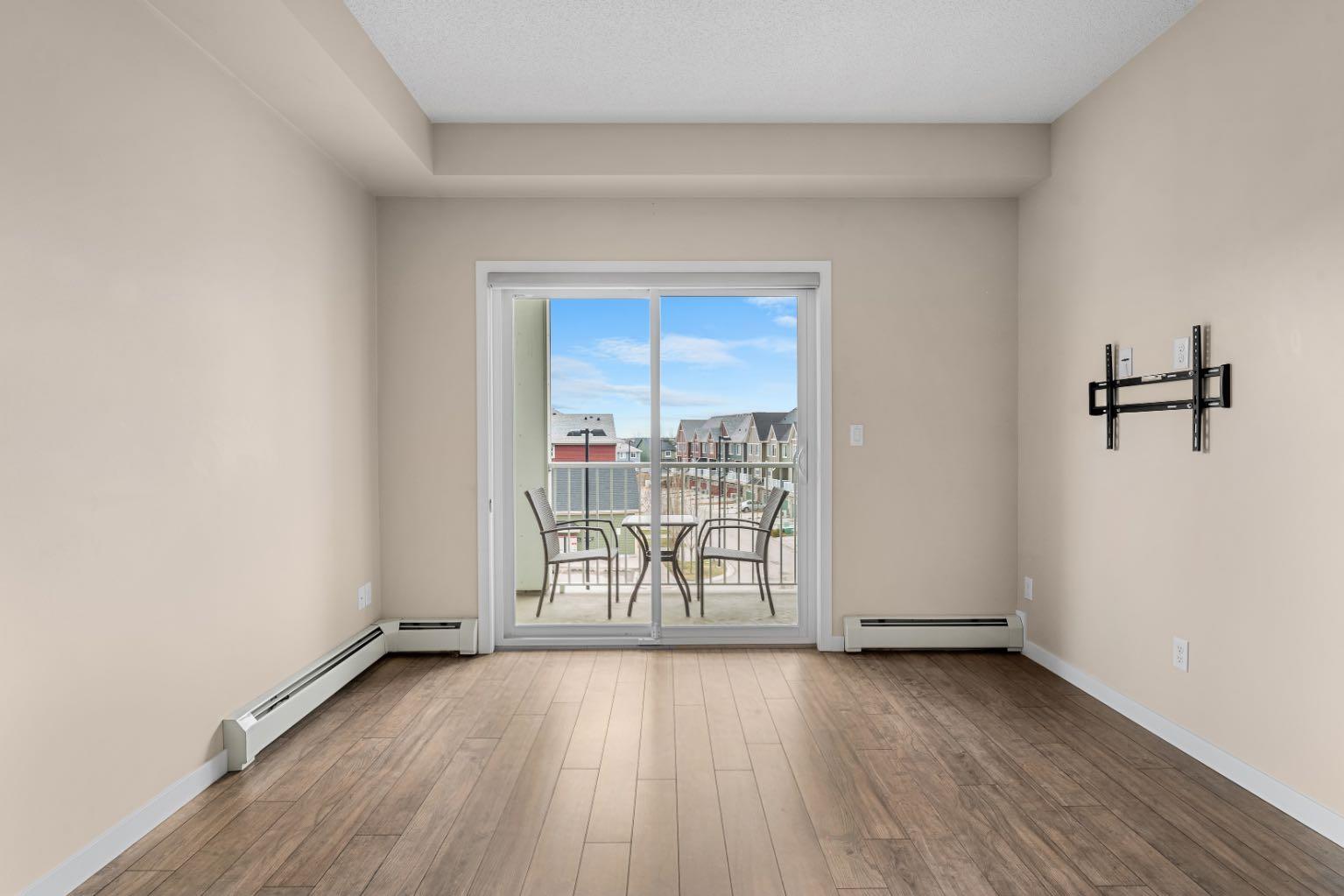 402 Marquis Lane SE 311