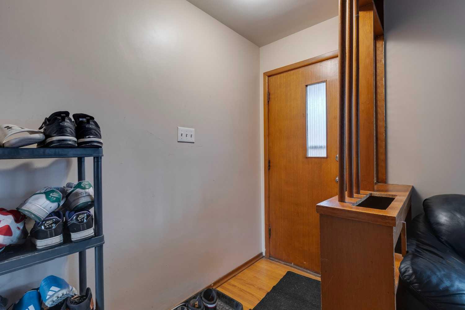 2647 Charlebois Drive NW