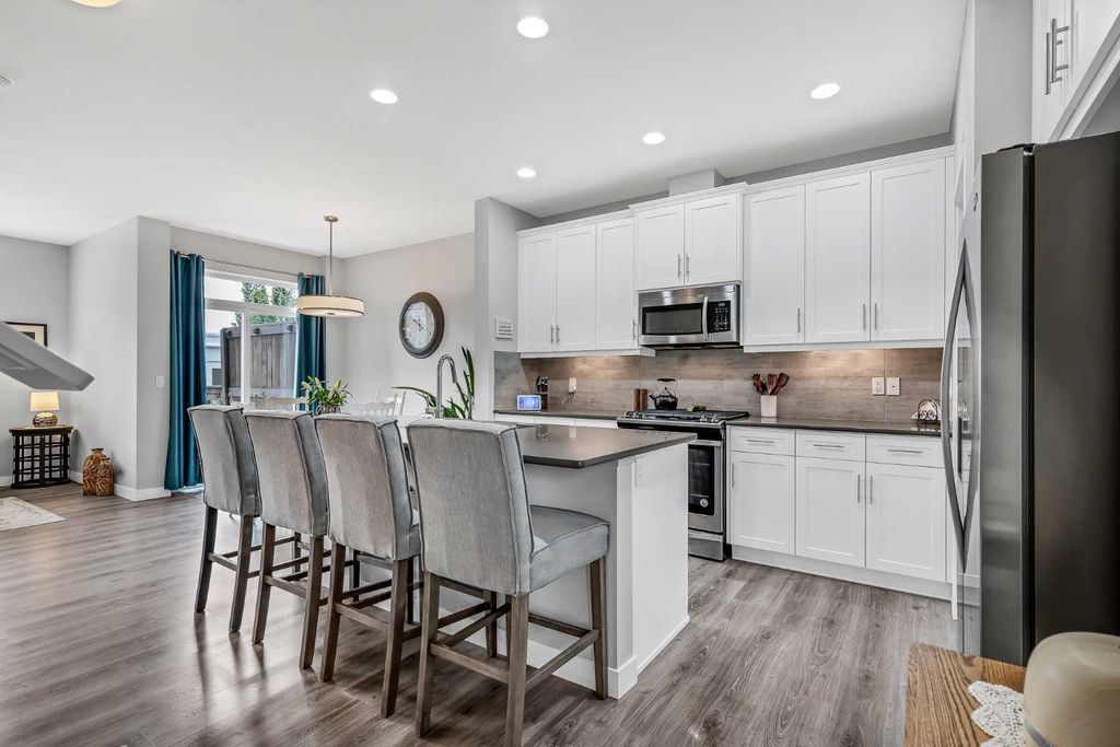Photo of 565 Midtown Street SW, Airdrie, AB T4B 4E2 (MLS # A2317044)