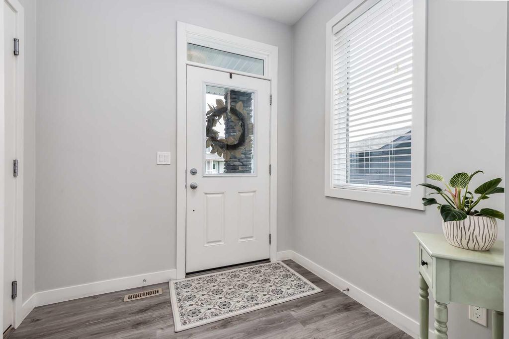 Photo of 565 Midtown Street SW, Airdrie, AB T4B 4E2 (MLS # A2317044)