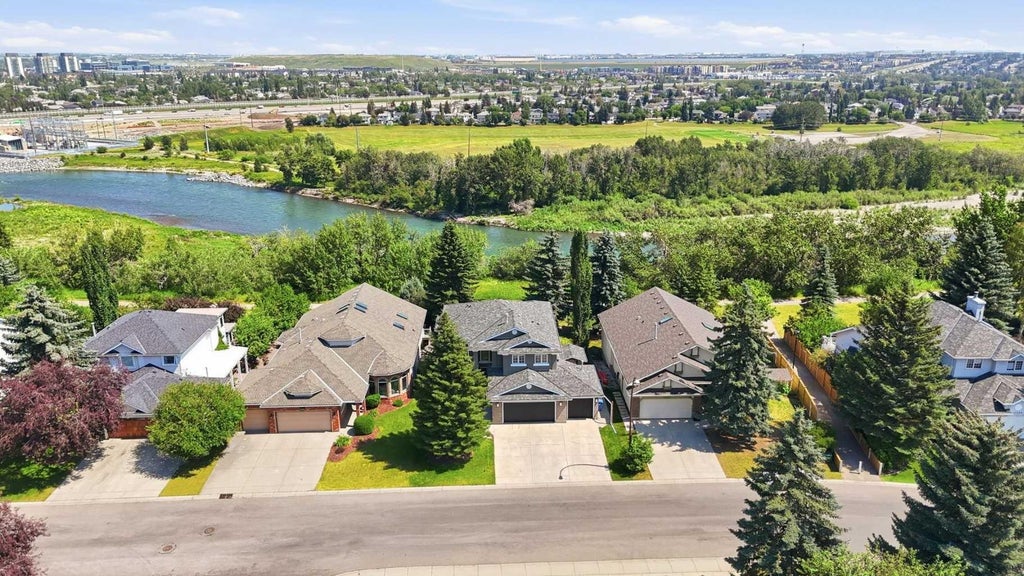 Photo of 12078 Diamond View SE, Calgary, AB T2J 7B2 (MLS # A2336737)