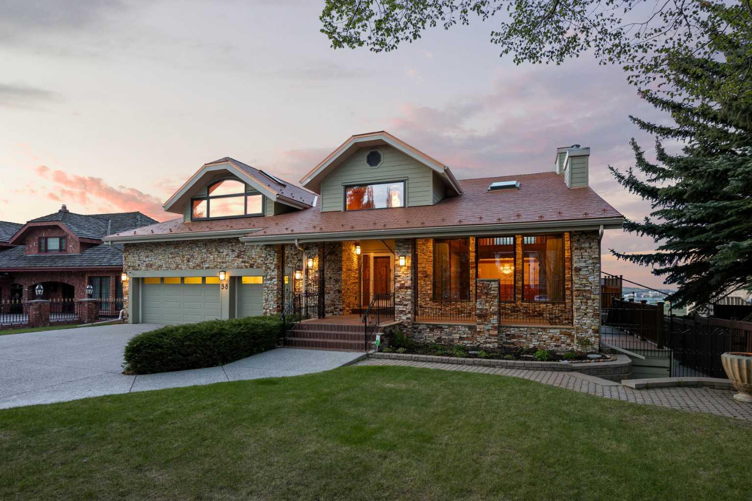 38 Patterson Drive SW