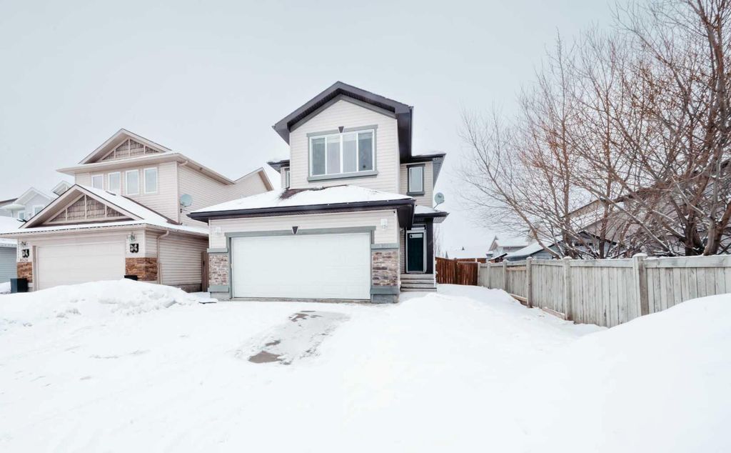 Photo of 8522 102 Street, Grande Prairie, AB T8X 0B5 (MLS # A2296458)