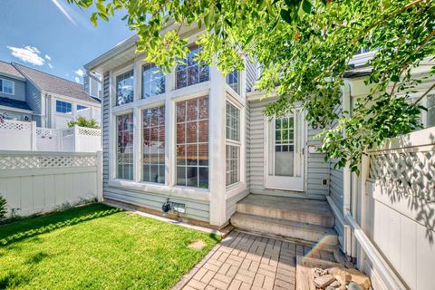 Photo of 28 Berwick Crescent NW #63, Calgary, AB T3K 1Y7 (MLS # A2249814) Photo of 28 Berwick Crescent NW #63, Calgary, AB T3K 1Y7 (MLS # A2249814)
