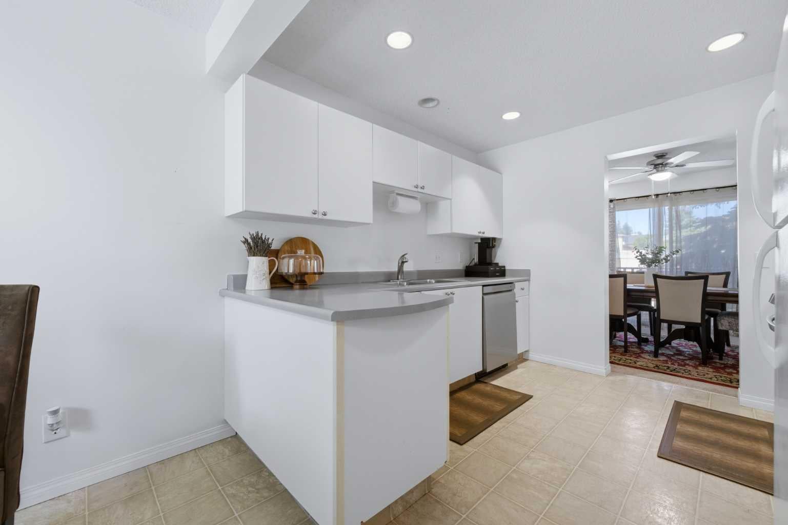 388 Sandarac Drive NW 92