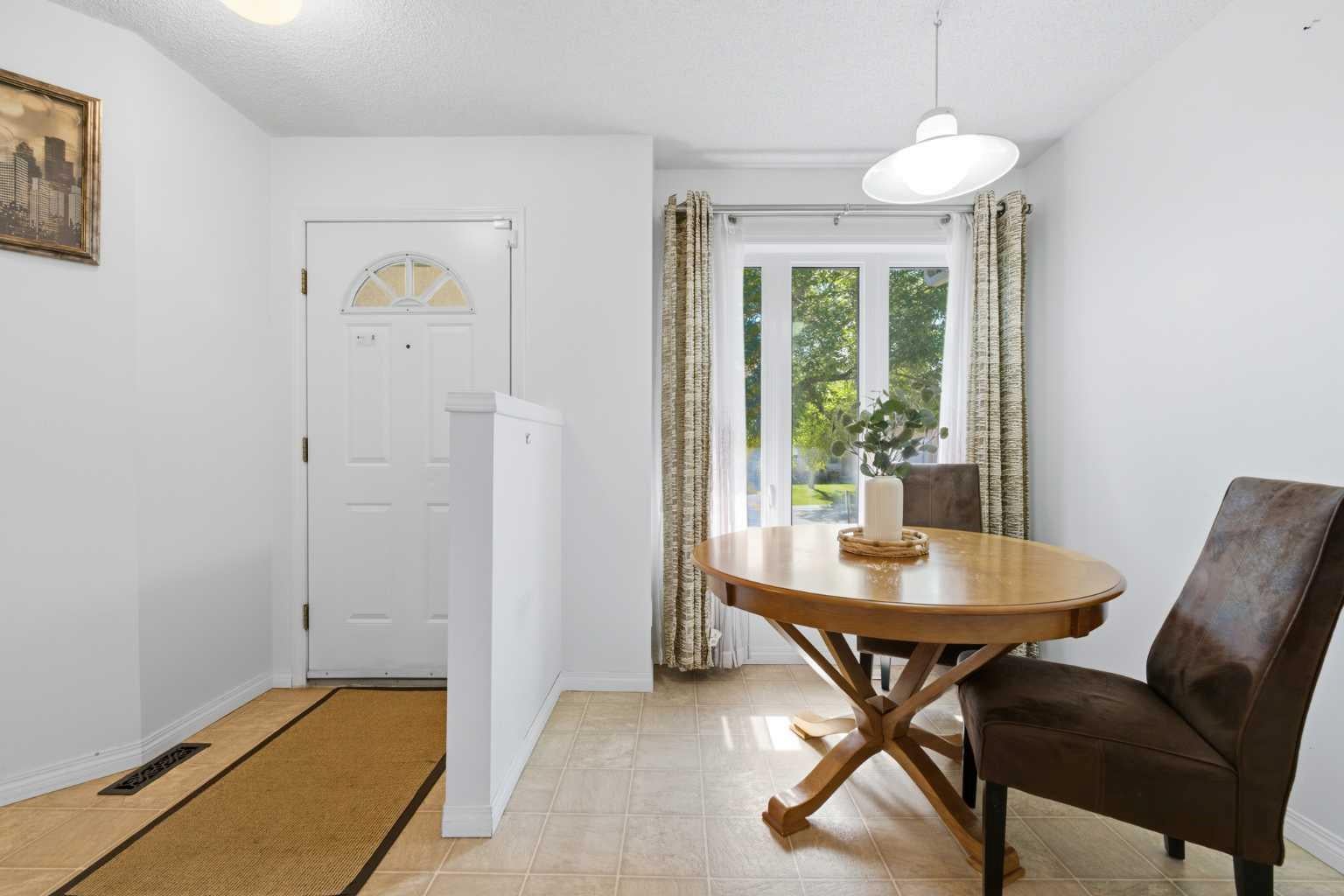 388 Sandarac Drive NW 92