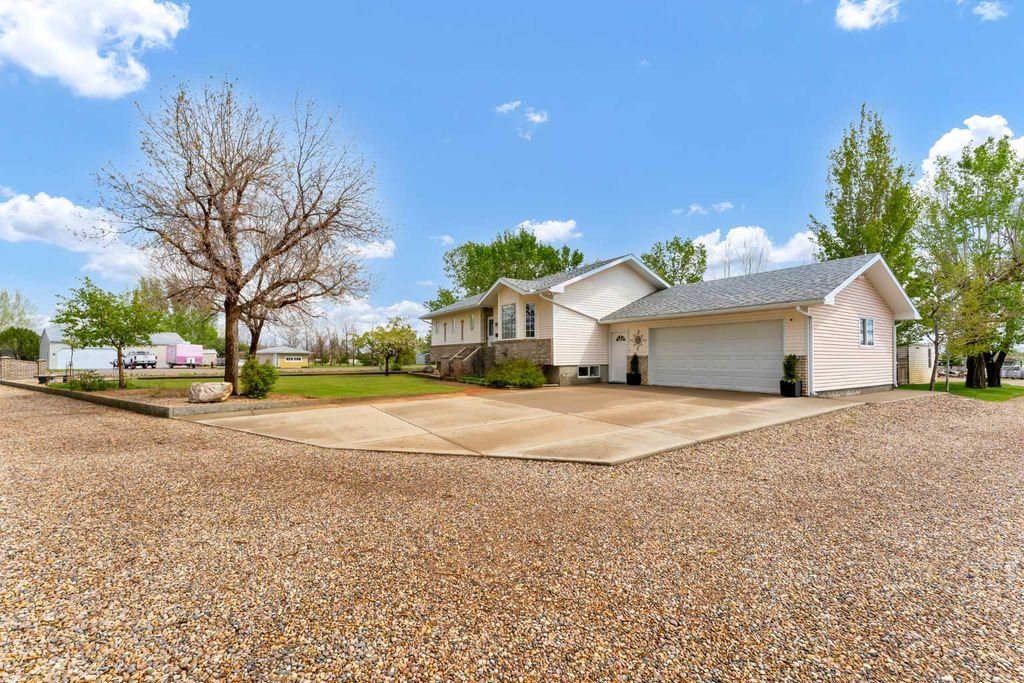 Photo of 5 - 6219A Highway #3, Rural Cypress County, AB T0J 2P0 (MLS # A2313414)