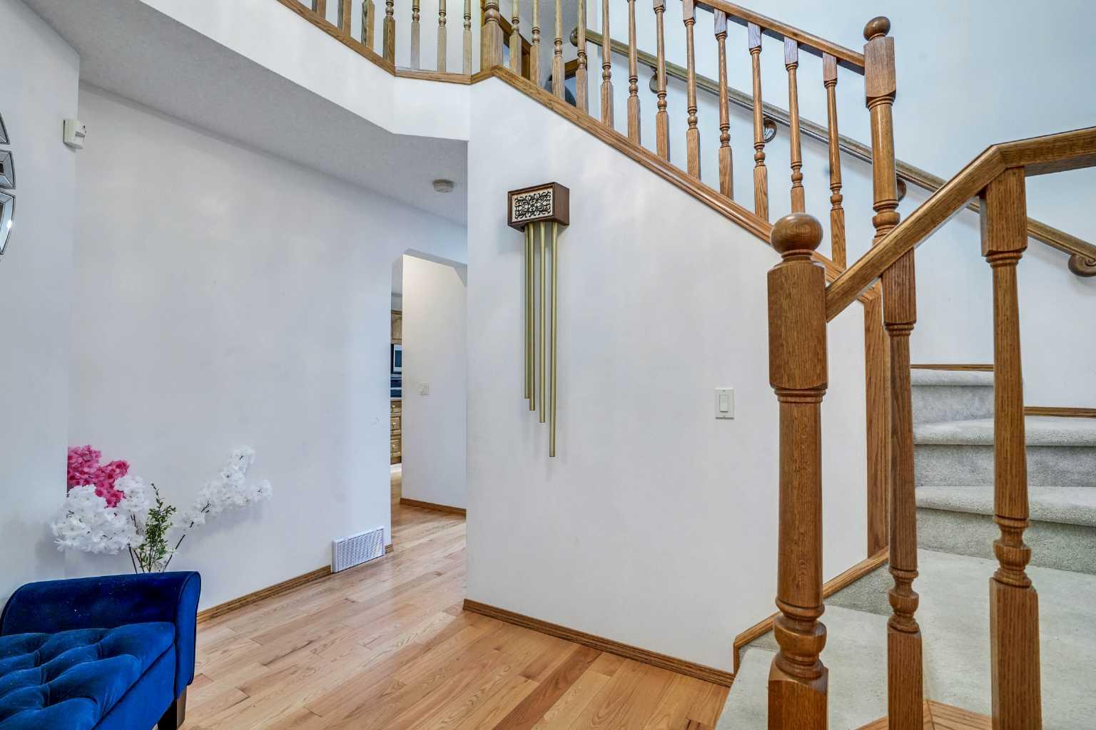 76 Somerset Manor SW