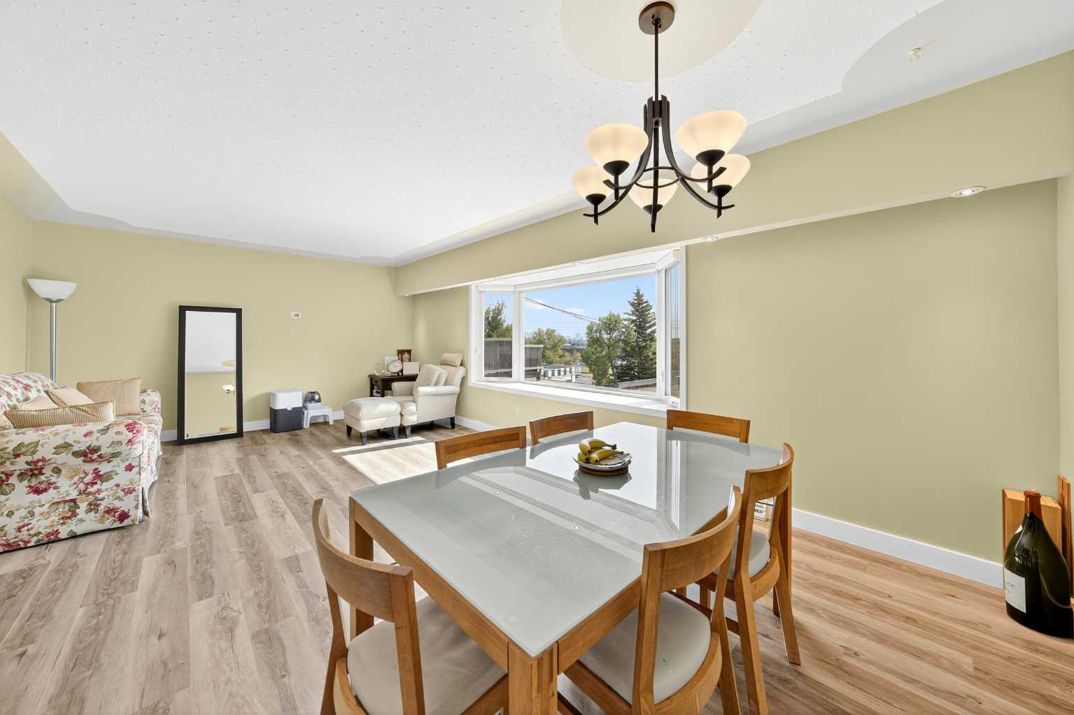 35 Collingwood Place NW